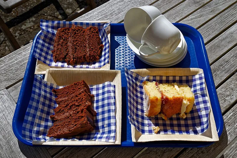 America, We Need to Talk About How Much Frosting You're Putting on That Cake